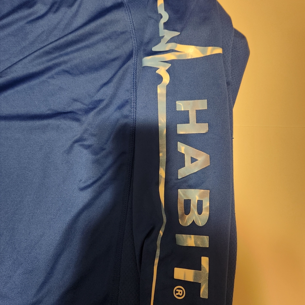 Habit Men's Ocean Blue Rash Guard - Picture 3 of 9